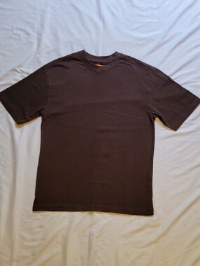 GSTR Men's Apparel Relaxed Boxy Fit Brown T- Shirt - Size Small NWT